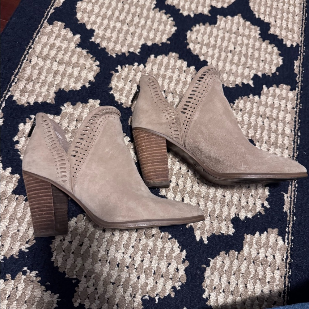 Vince Camuto Tan Women's Ankle Boots